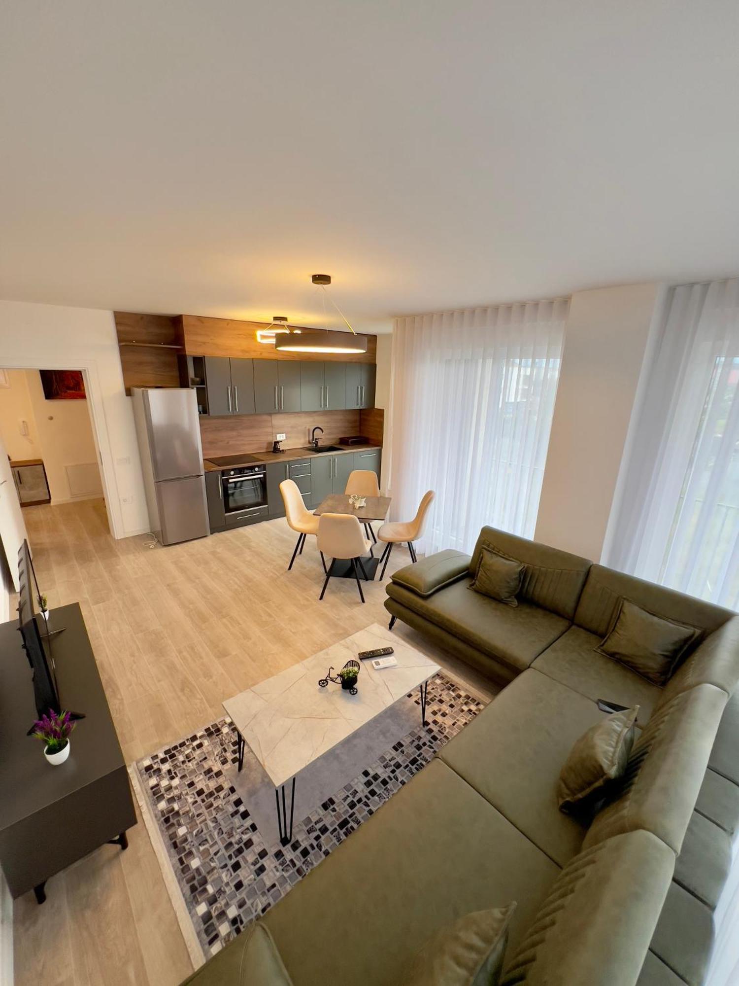 Holiday Apartments Gjakova 外观 照片